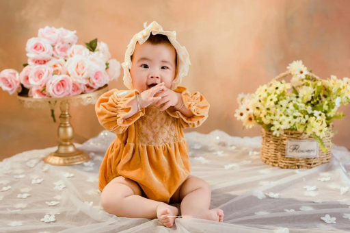 德宏宝宝不吸奶瓶小妙招
